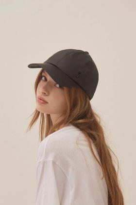PINEAPPLE LEAVES FIBER LEATHER CAP